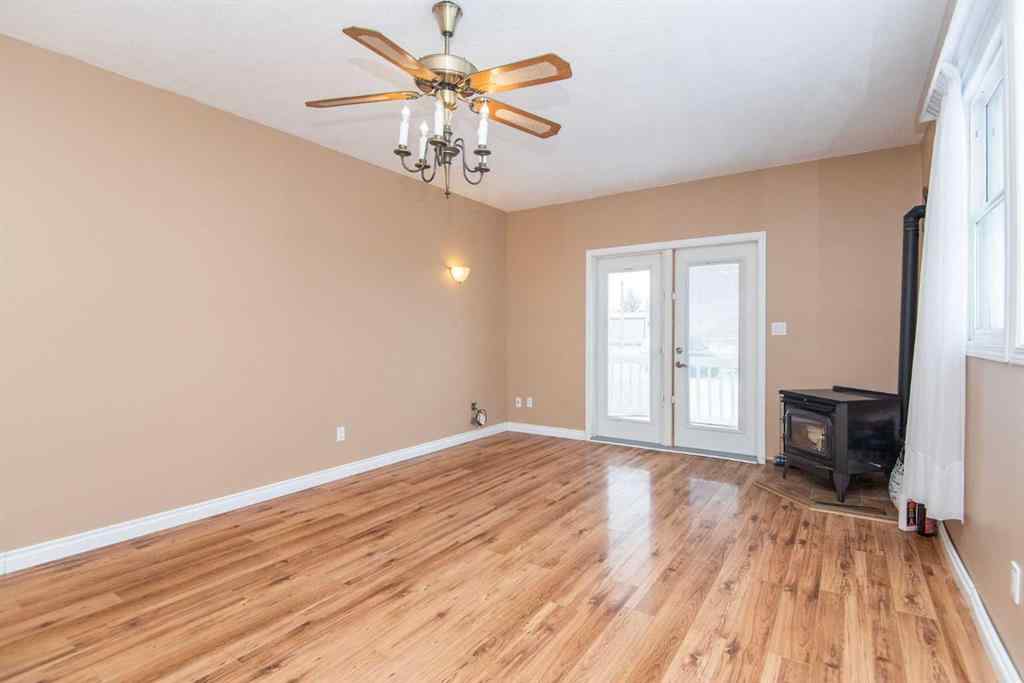 MLS® A2100533 - 3402 3 Township Road 392   in NONE Rural Lacombe County, Residential