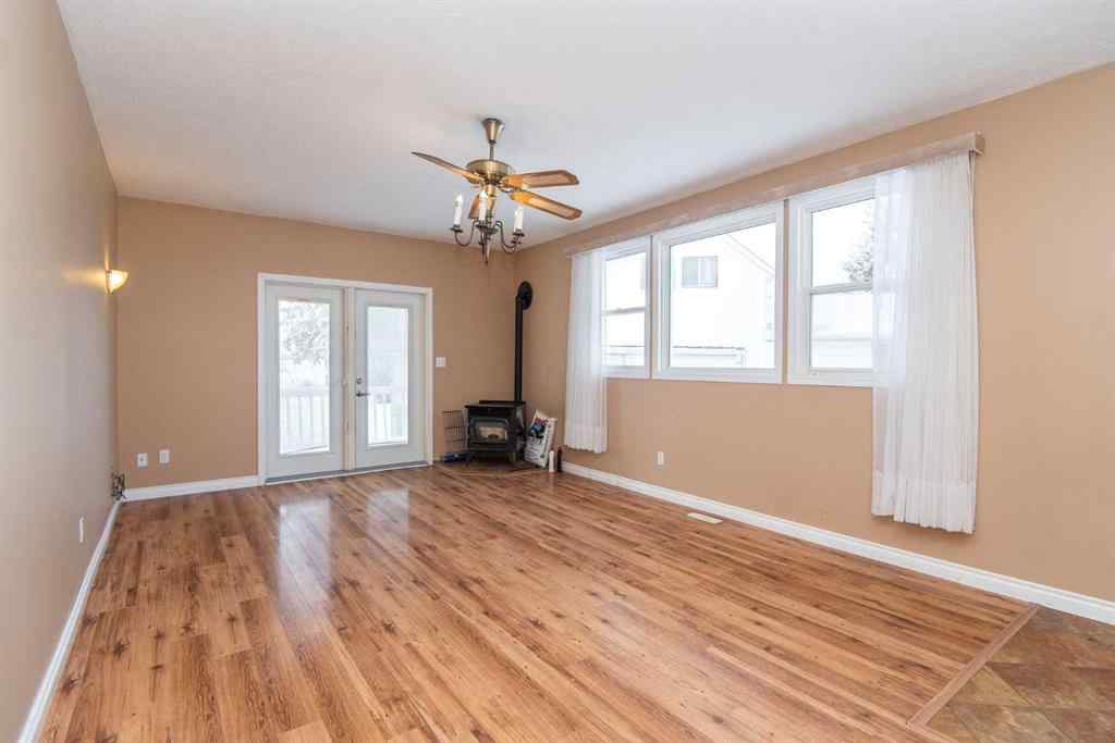 MLS® A2100533 - 3402 3 Township Road 392   in NONE Rural Lacombe County, Residential