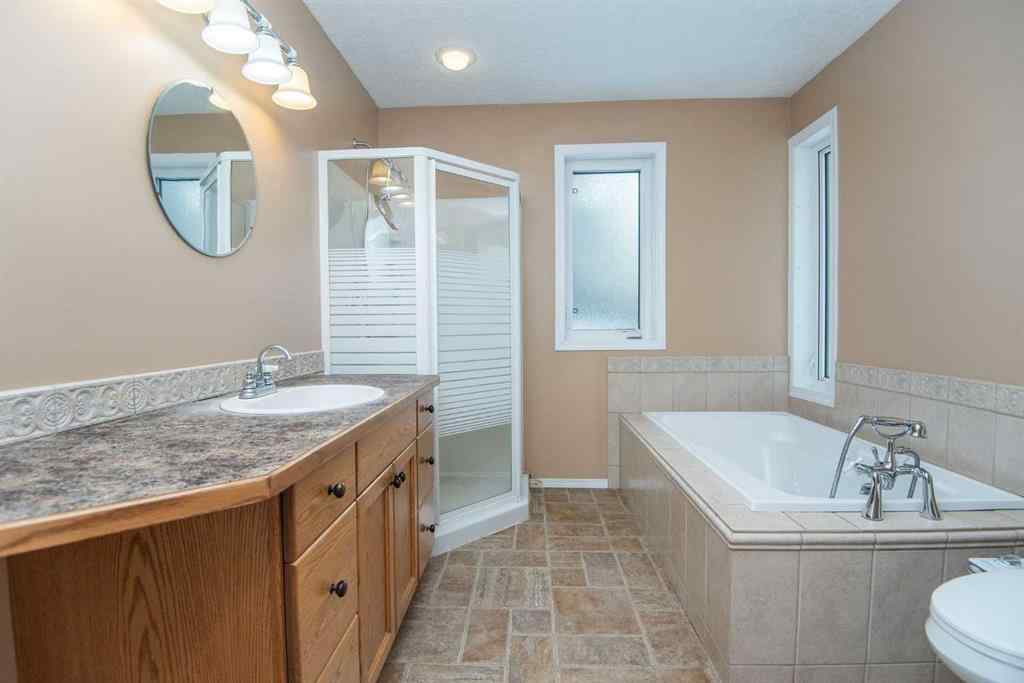 MLS® A2100533 - 3402 3 Township Road 392   in NONE Rural Lacombe County, Residential