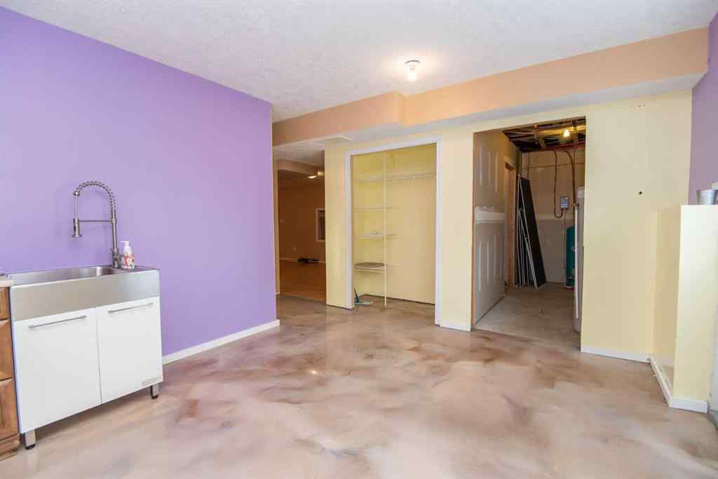 MLS® A2100533 - 3402 3 Township Road 392   in NONE Rural Lacombe County, Residential
