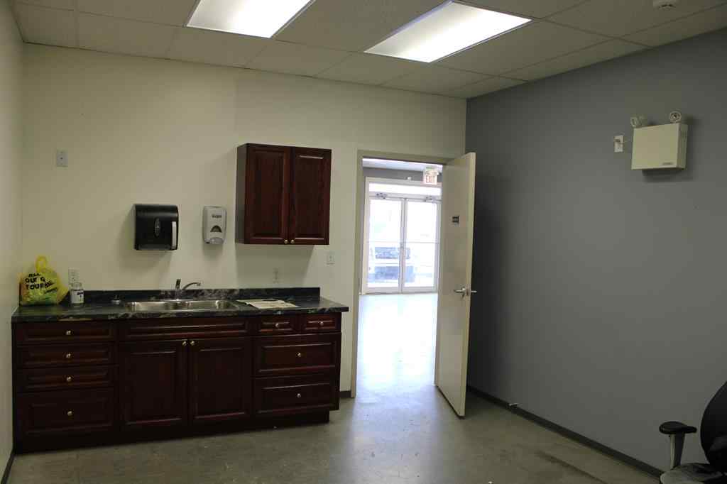 MLS® A2100905 - Unit #100 8301 99 Street  in N/A Clairmont, Commercial