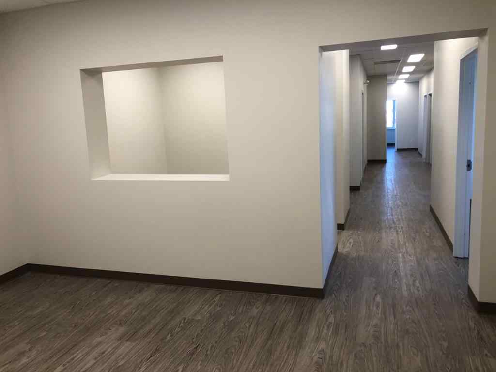 MLS® A2102998 - Unit #206 11745 105 Street  in Royal Oaks Grande Prairie, Commercial