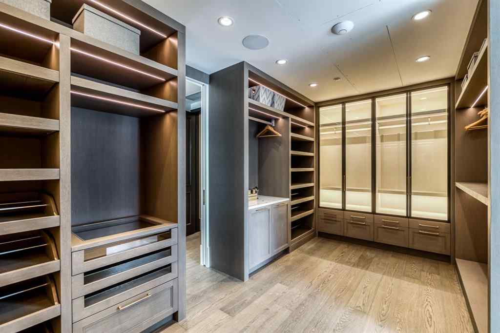 MLS® A2104572 - Unit #1307 738 1 Avenue SW in Eau Claire Calgary, Residential