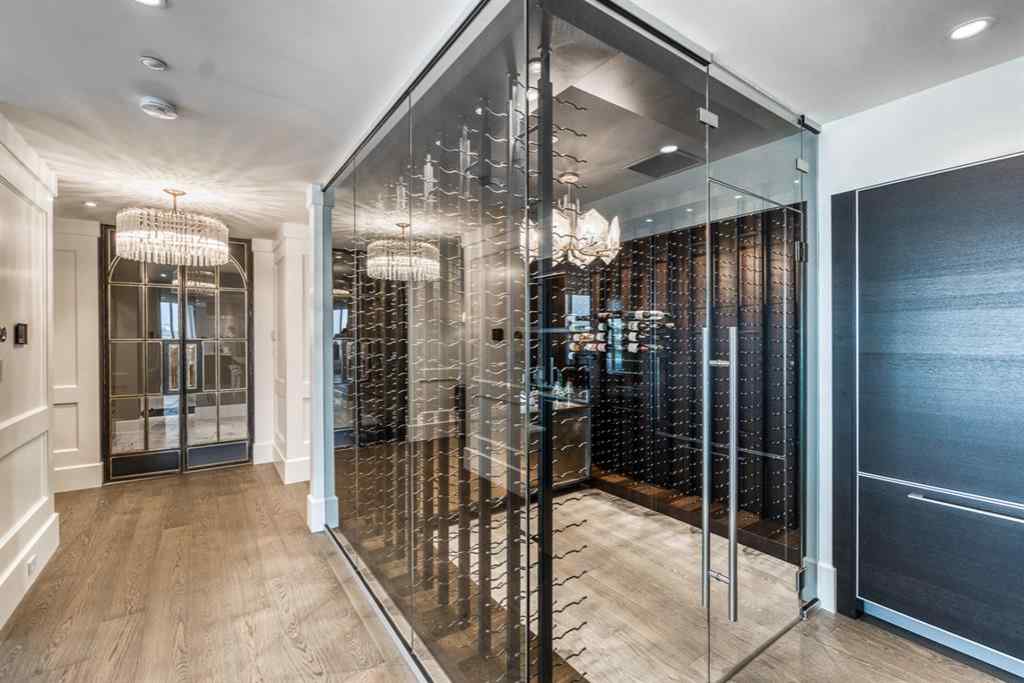 MLS® A2104572 - Unit #1307 738 1 Avenue SW in Eau Claire Calgary, Residential