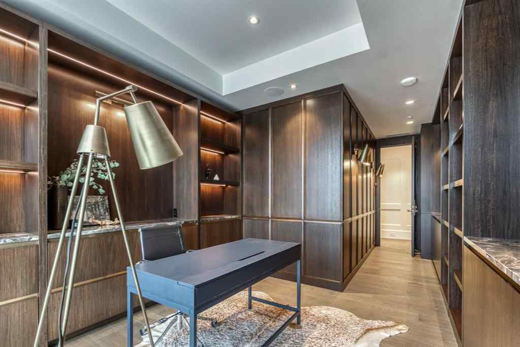 MLS® A2104572 - Unit #1307 738 1 Avenue SW in Eau Claire Calgary, Residential
