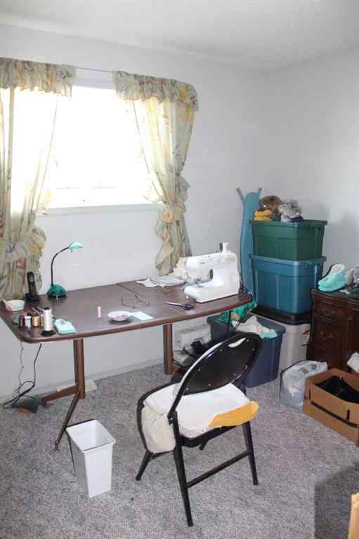 MLS® A2104682 - 725 7th Avenue NW in NONE Manning, Residential