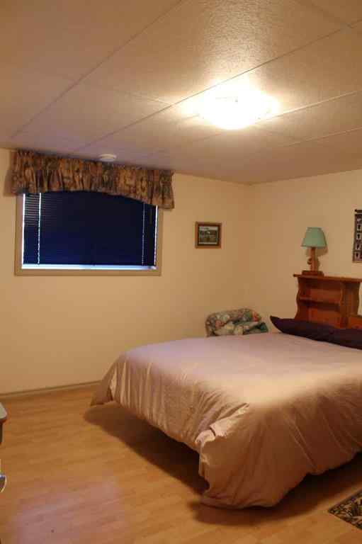 MLS® A2104682 - 725 7th Avenue NW in NONE Manning, Residential