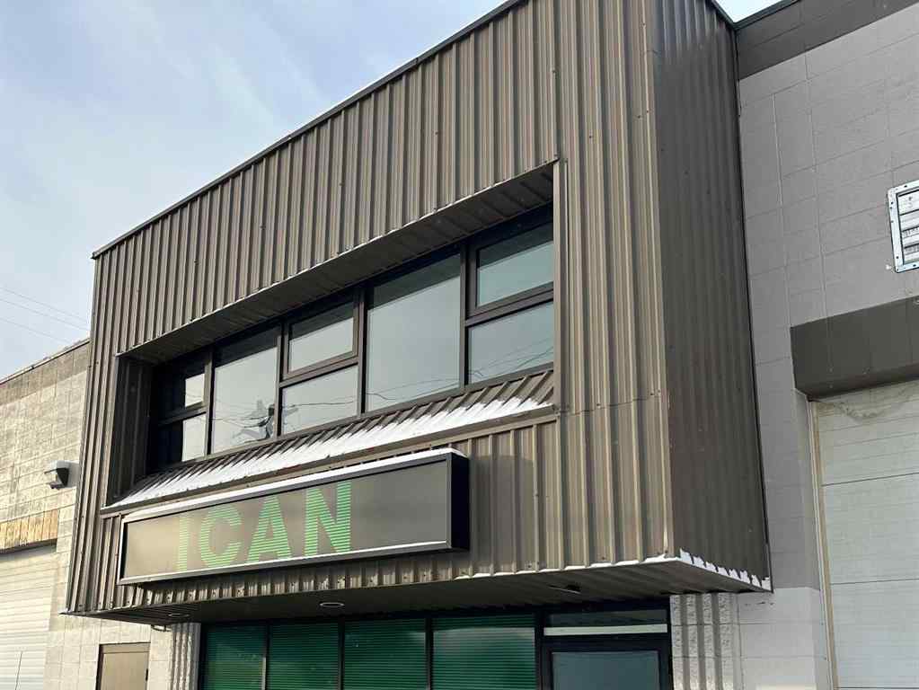 MLS® A2104945 - Unit #Upper 8109 Fraser Avenue  in Downtown Fort McMurray, Commercial