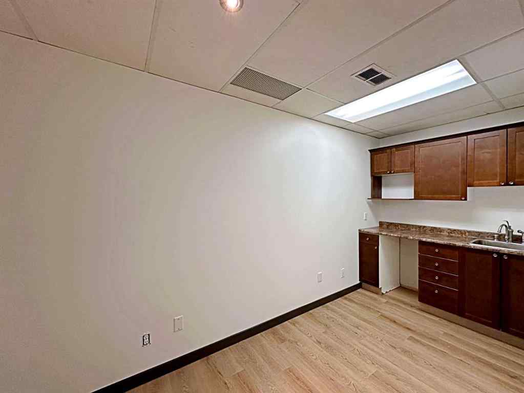 MLS® A2104945 - Unit #Upper 8109 Fraser Avenue  in Downtown Fort McMurray, Commercial