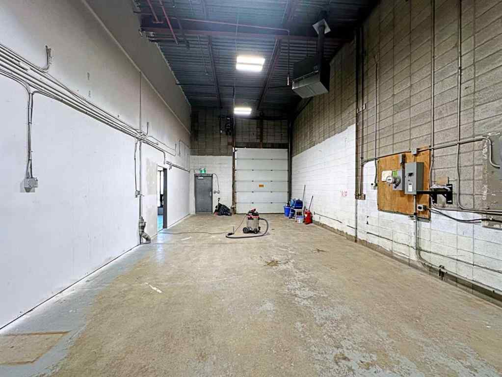 MLS® A2104949 - 8109 Fraser Avenue  in Downtown Fort McMurray, Commercial