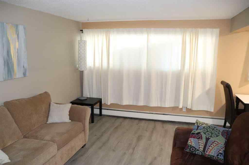 MLS® A2105372 - Unit #3 506 41 Street   in NONE Edson, Residential