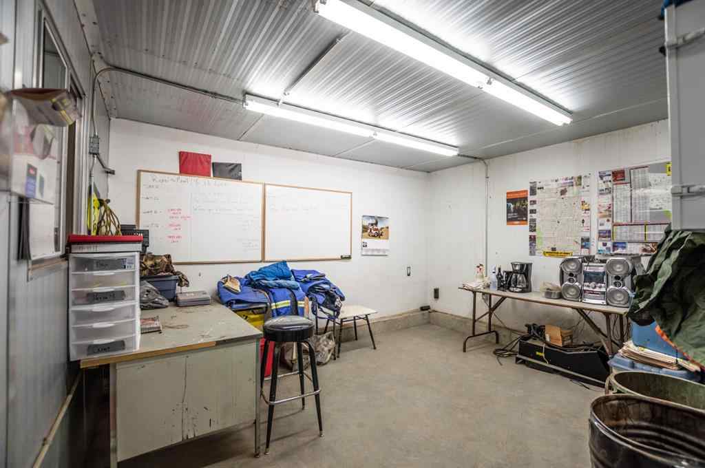 MLS® A2105601 - 4204 50 Avenue  in East Industrial Park Stettler, Commercial