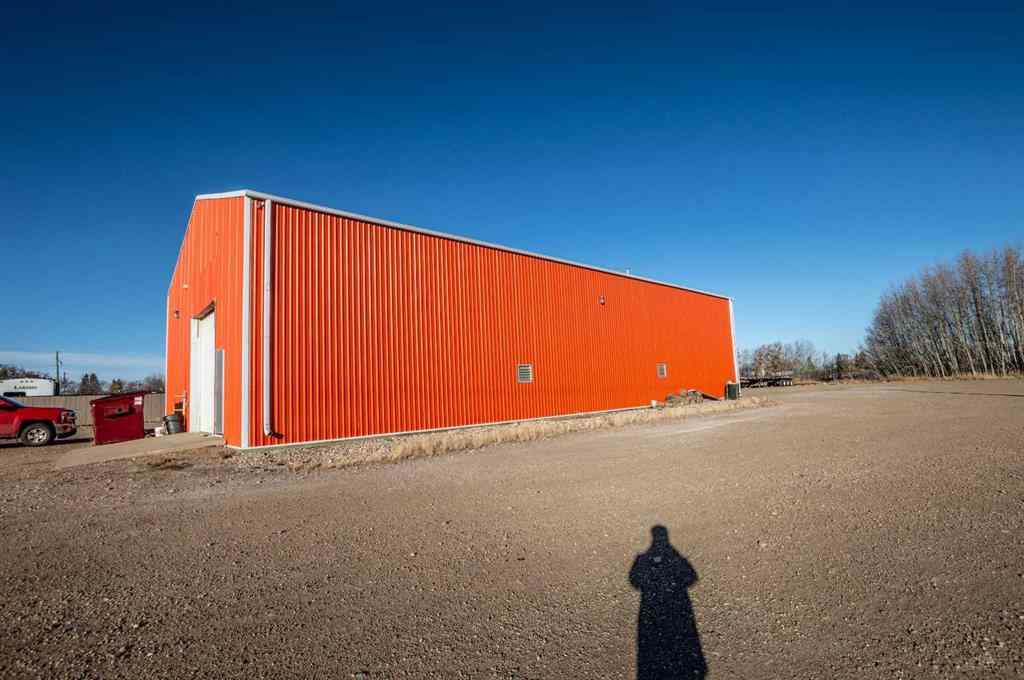 MLS® A2105601 - 4204 50 Avenue  in East Industrial Park Stettler, Commercial