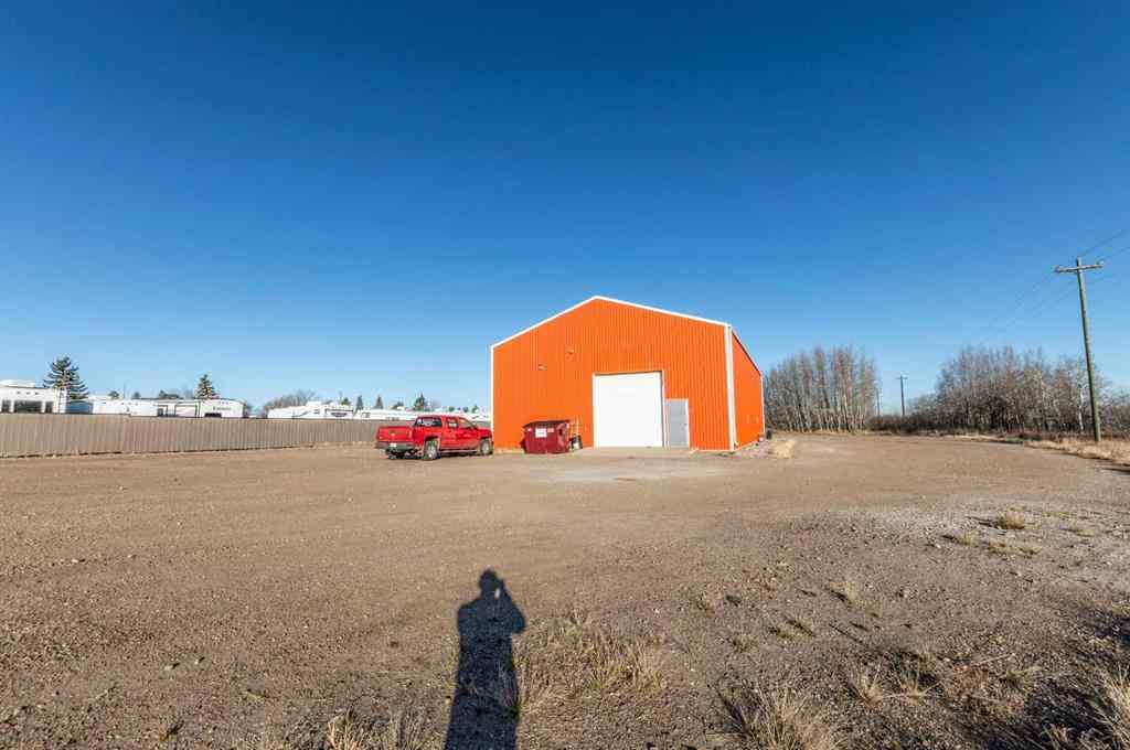 MLS® A2105601 - 4204 50 Avenue  in East Industrial Park Stettler, Commercial