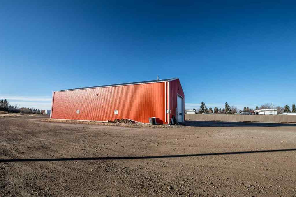 MLS® A2105601 - 4204 50 Avenue  in East Industrial Park Stettler, Commercial