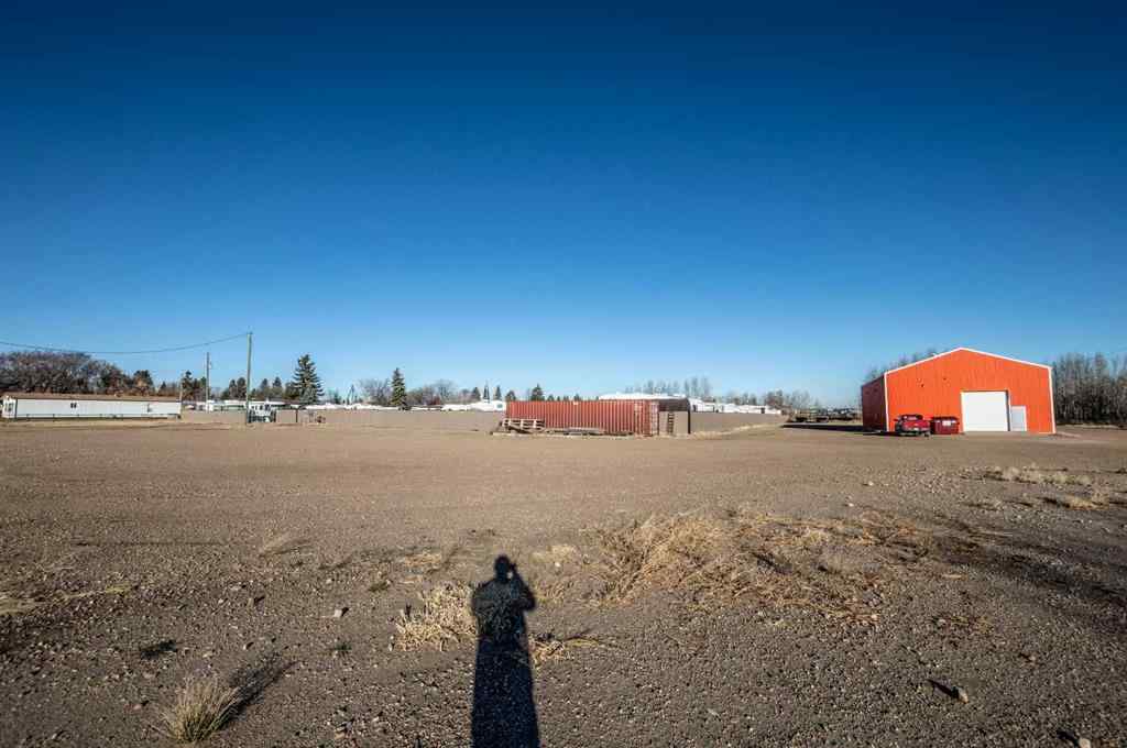 MLS® A2105601 - 4204 50 Avenue  in East Industrial Park Stettler, Commercial