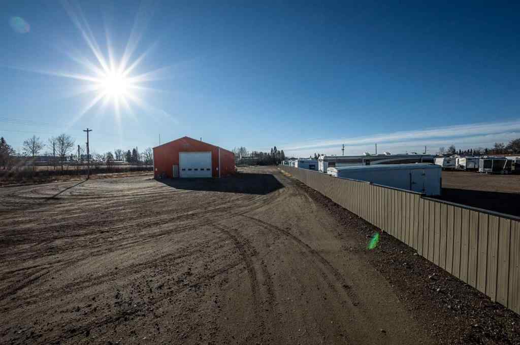 MLS® A2105601 - 4204 50 Avenue  in East Industrial Park Stettler, Commercial