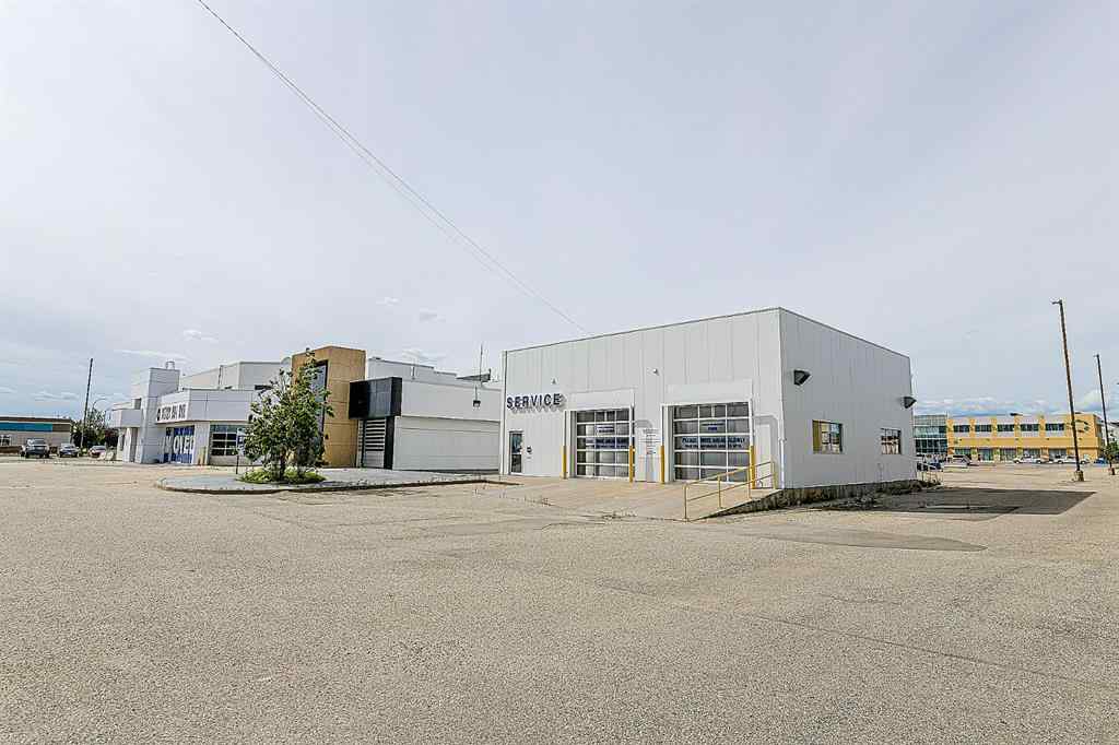 MLS® A2106059 - 10101 112 Street  in Gateway Grande Prairie, Commercial