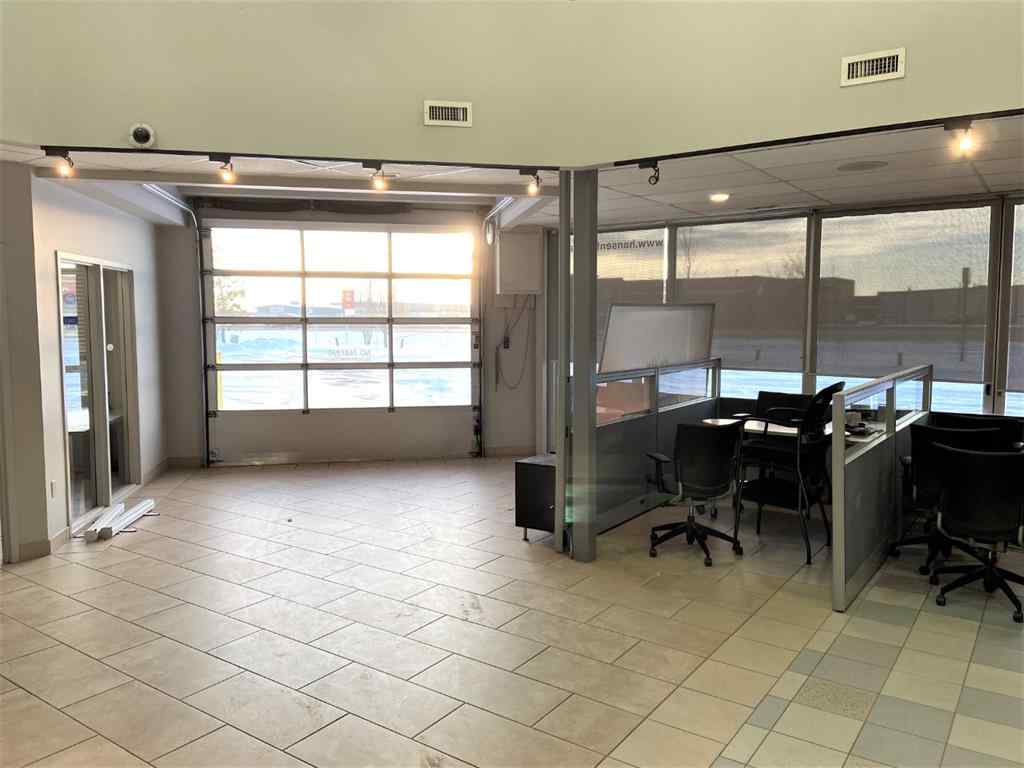 MLS® A2106059 - 10101 112 Street  in Gateway Grande Prairie, Commercial