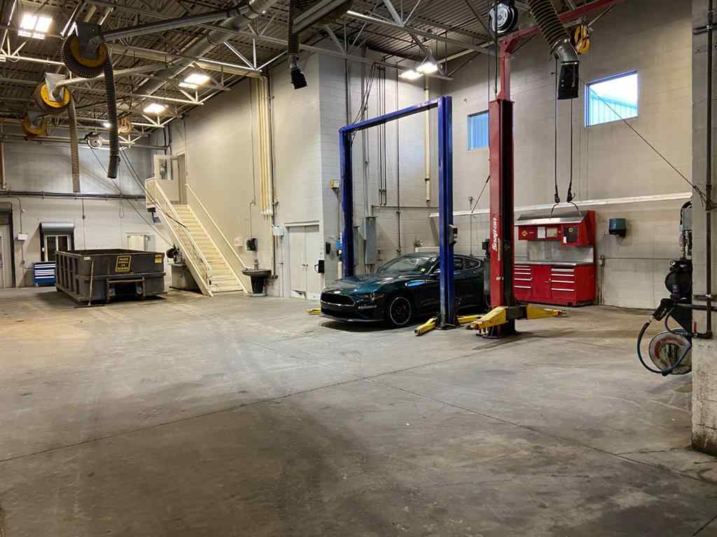 MLS® A2106059 - 10101 112 Street  in Gateway Grande Prairie, Commercial