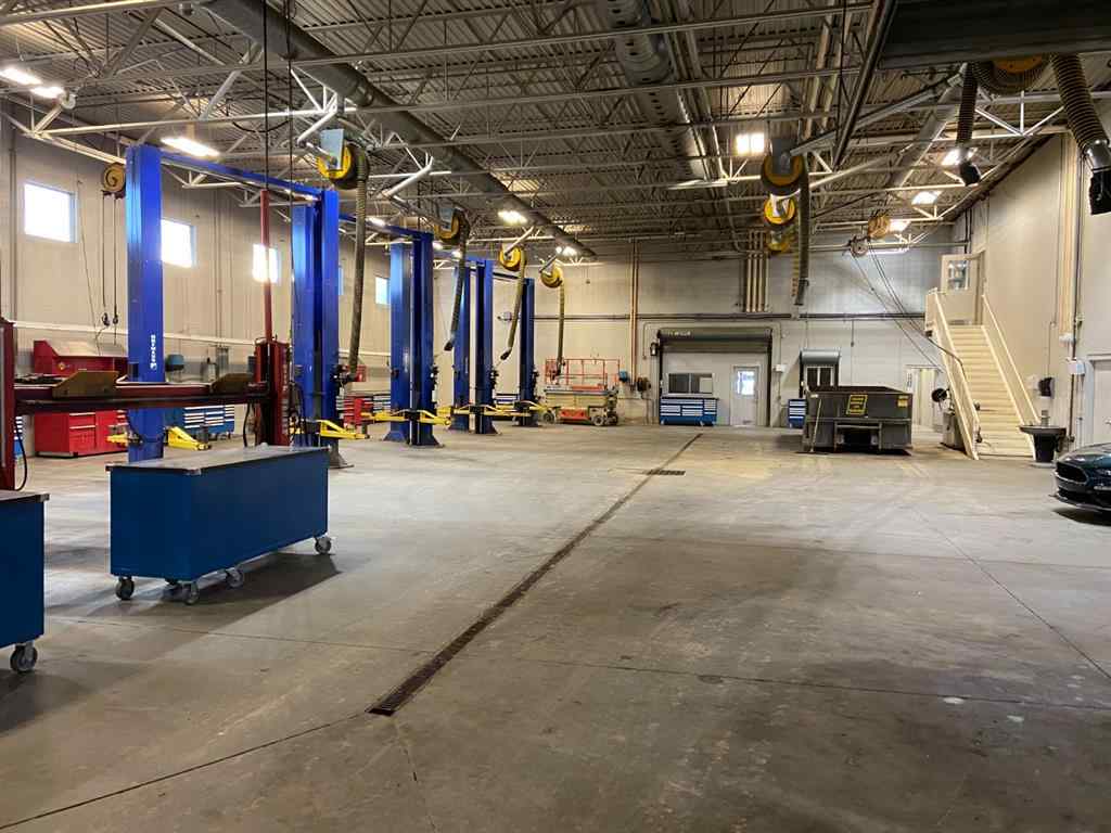 MLS® A2106067 - 10101 112 Street  in Gateway Grande Prairie, Commercial