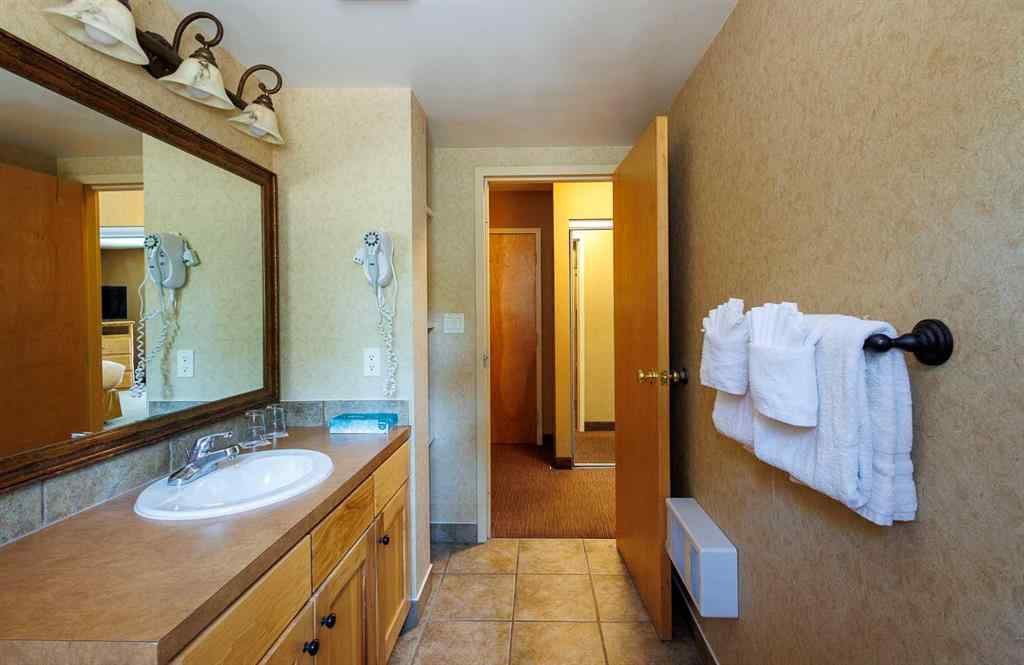 MLS® A2106379 - Unit #505 & 506 401 4 Street  in Elkwater Rural Cypress County, Residential
