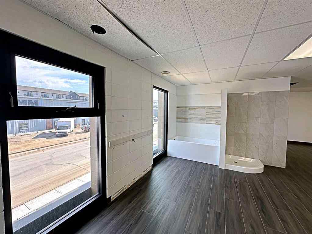 MLS® A2111564 - 8127 Fraser Avenue  in Downtown Fort McMurray, Commercial