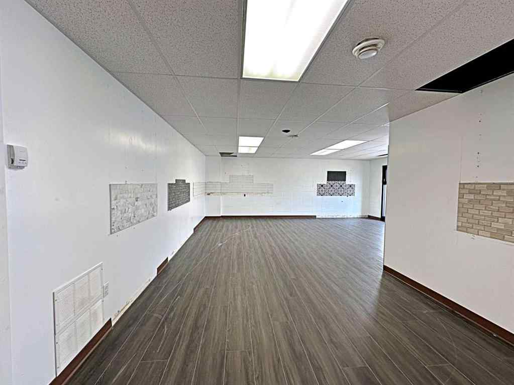 MLS® A2111564 - 8127 Fraser Avenue  in Downtown Fort McMurray, Commercial