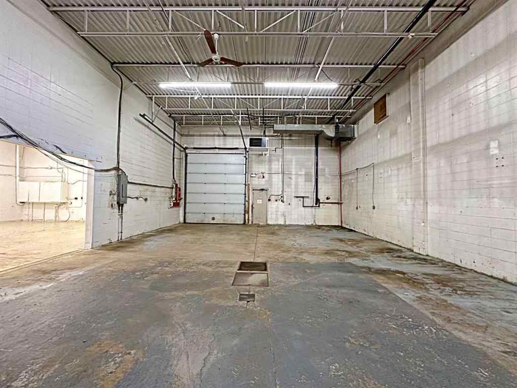 MLS® A2111564 - 8127 Fraser Avenue  in Downtown Fort McMurray, Commercial