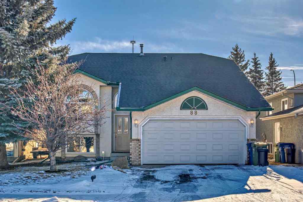 MLS® A2111629 88 Waterstone Crescent SE Airdrie, Alberta, T4B 2E5