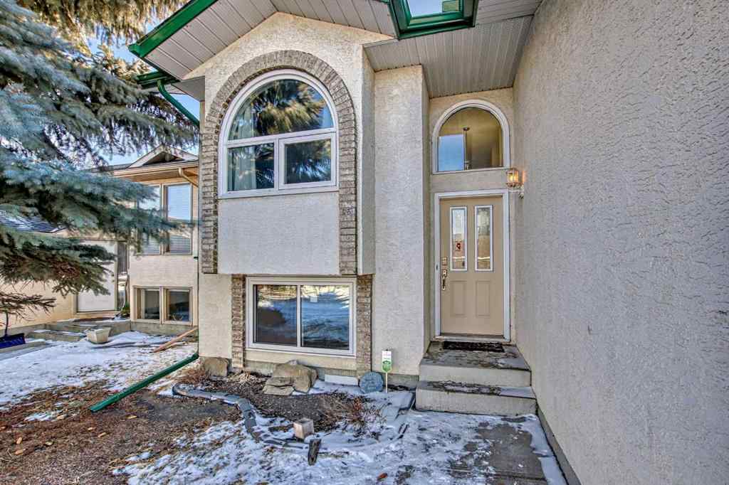 MLS® A2111629 88 Waterstone Crescent SE Airdrie, Alberta, T4B 2E5