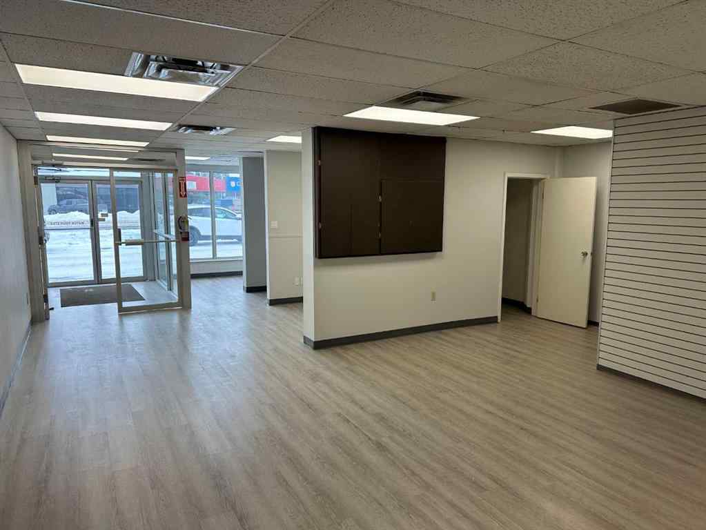 MLS® A2112344 - 11034 100 Street  in Avondale Grande Prairie, Commercial