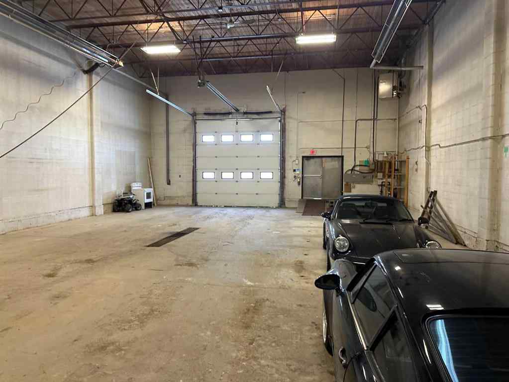 MLS® A2112344 - 11034 100 Street  in Avondale Grande Prairie, Commercial