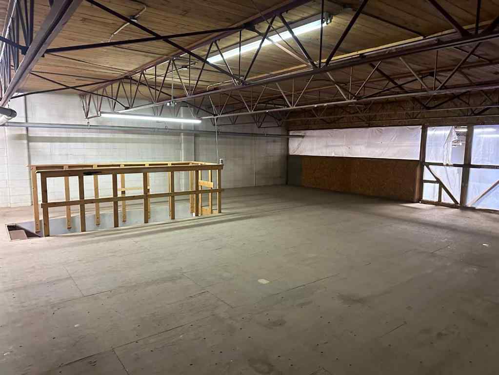 MLS® A2112344 - 11034 100 Street  in Avondale Grande Prairie, Commercial
