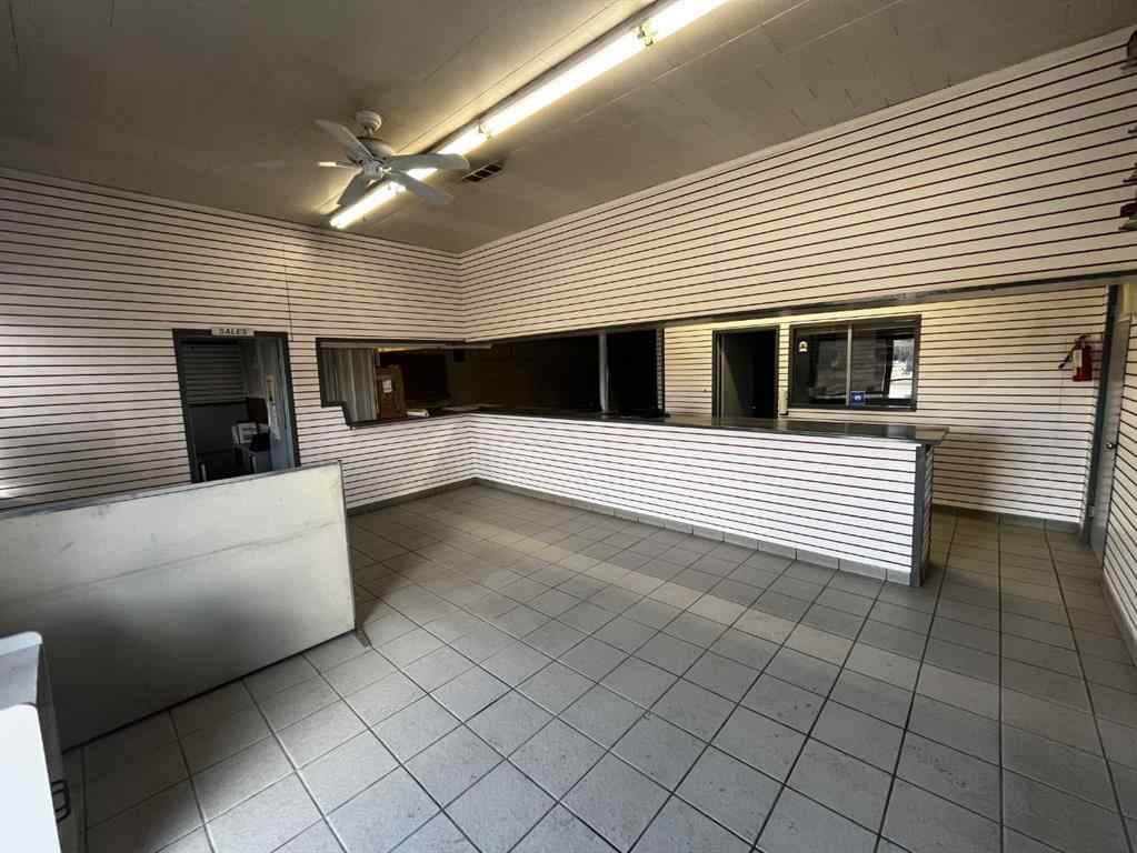 MLS® A2113262 - 4912 50 Street  in Dewberry Dewberry, Commercial