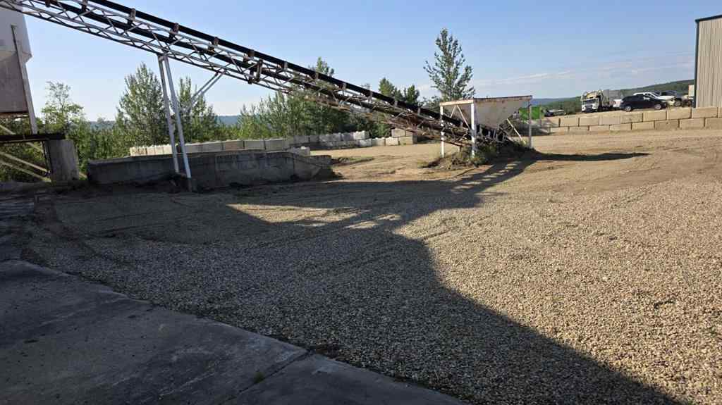 MLS® A2113965 - 10601 77 Street  in Industrial Area Peace River, Commercial