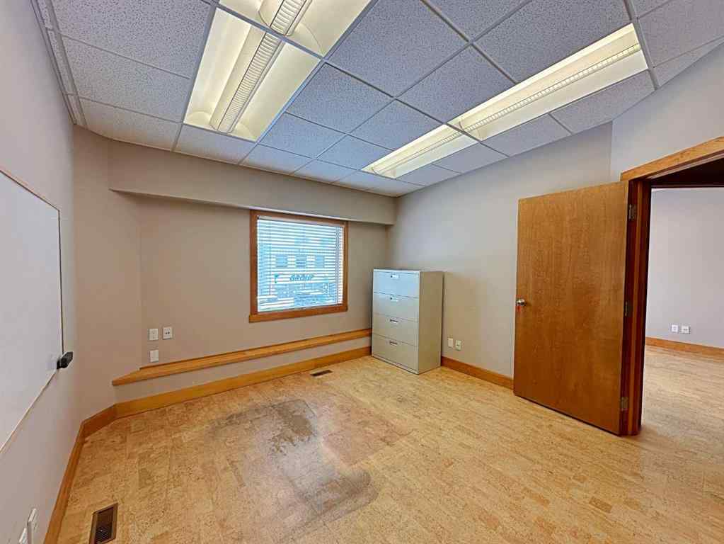 MLS® A2116428 - Unit #6B 380 Mackenzie Boulevard  in Mackenzie Park Fort McMurray, Commercial