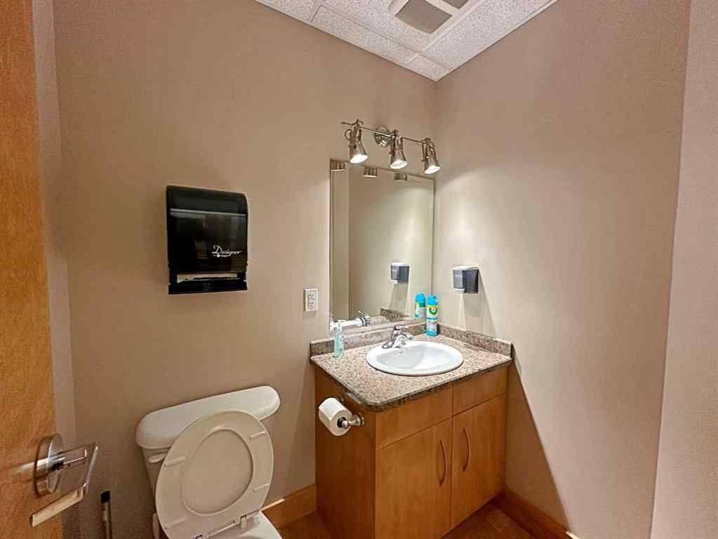 MLS® A2116428 - Unit #6B 380 Mackenzie Boulevard  in Mackenzie Park Fort McMurray, Commercial