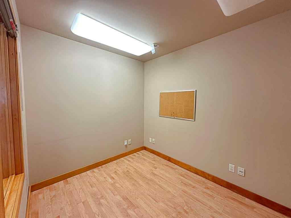 MLS® A2116428 - Unit #6B 380 Mackenzie Boulevard  in Mackenzie Park Fort McMurray, Commercial