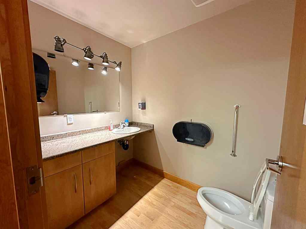 MLS® A2116428 - Unit #6B 380 Mackenzie Boulevard  in Mackenzie Park Fort McMurray, Commercial
