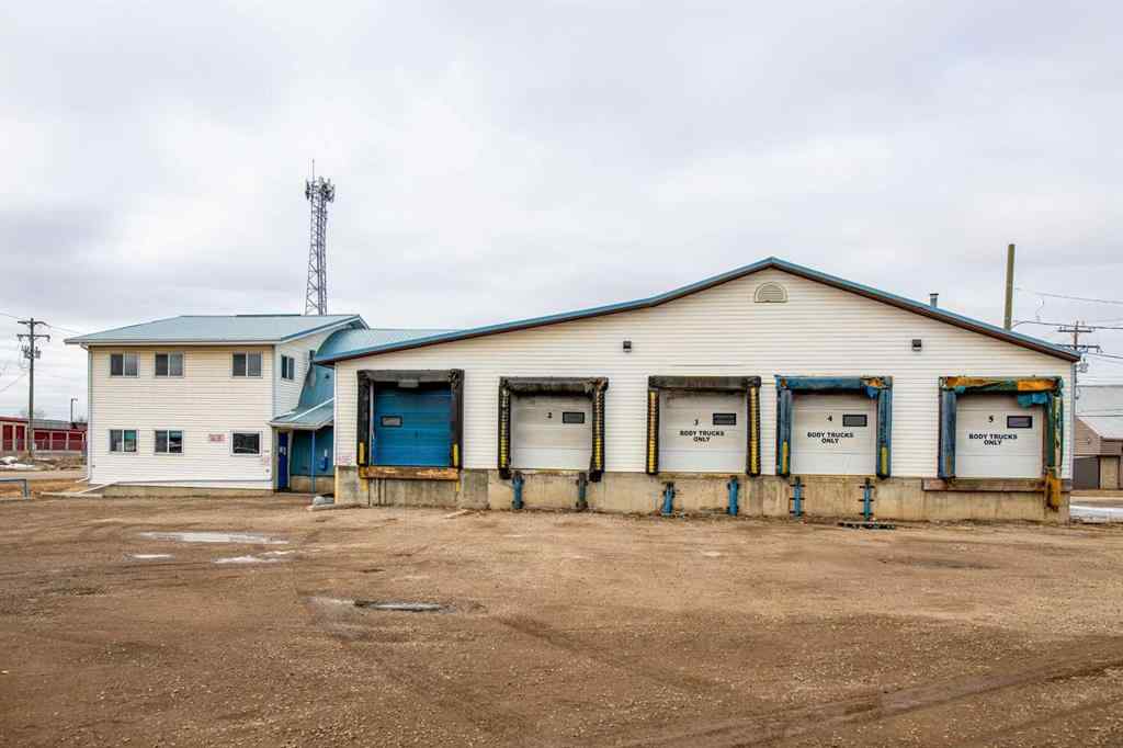 MLS® A2117096 - 810 1 Avenue  in Wainwright Wainwright, Commercial