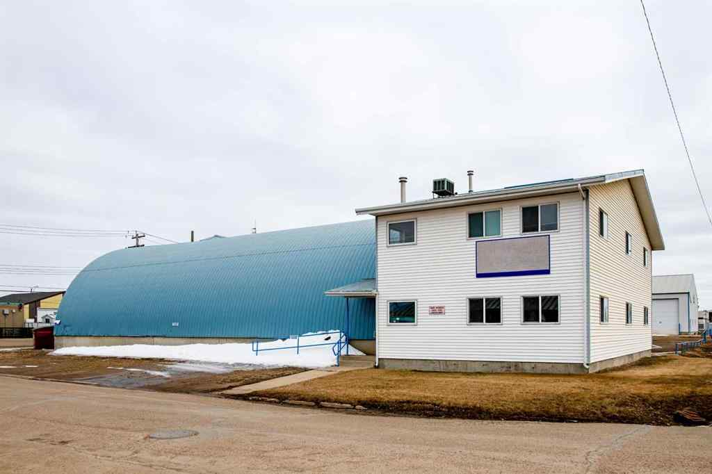 MLS® A2117096 - 810 1 Avenue  in Wainwright Wainwright, Commercial
