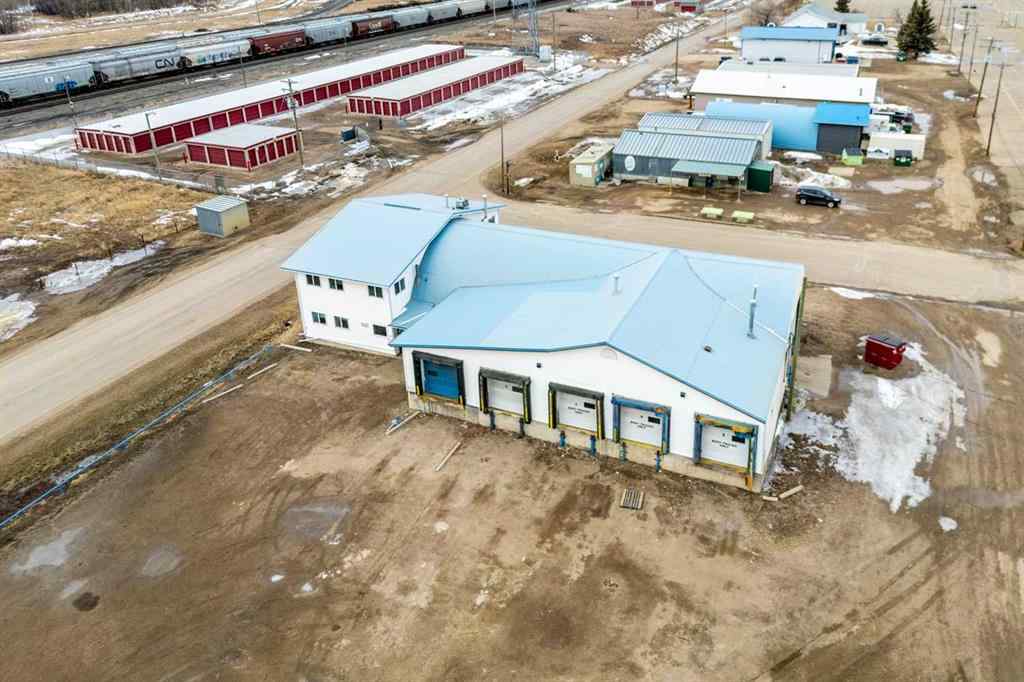 MLS® A2117096 - 810 1 Avenue  in Wainwright Wainwright, Commercial