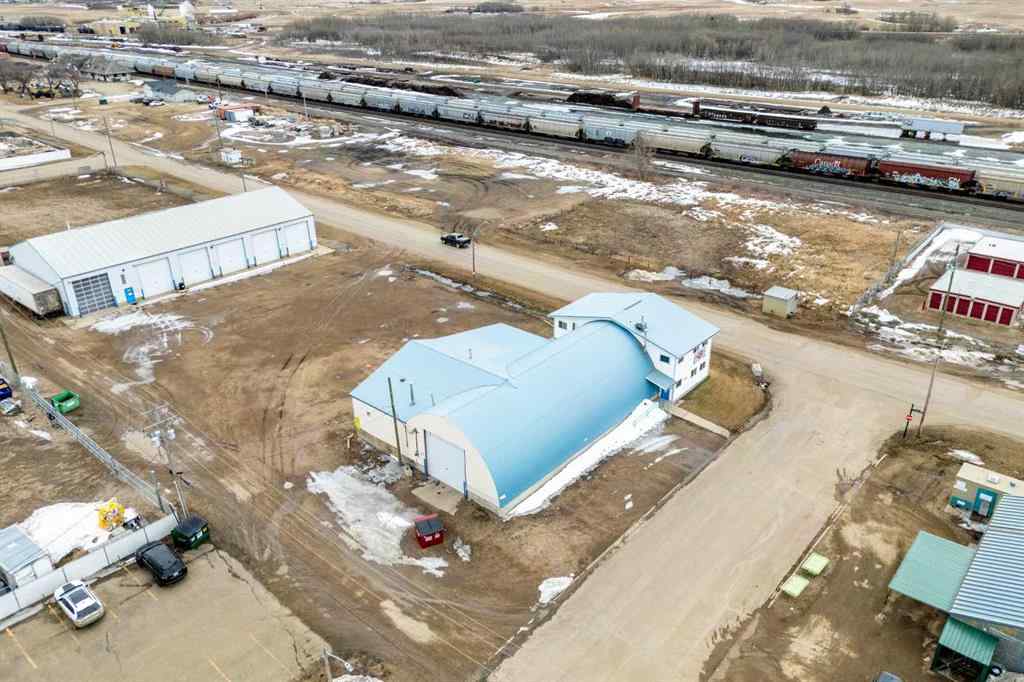 MLS® A2117096 - 810 1 Avenue  in Wainwright Wainwright, Commercial