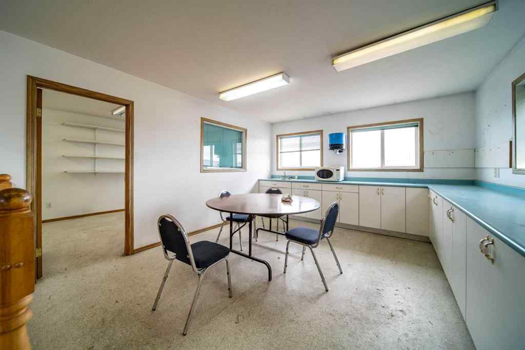 MLS® A2117096 - 810 1 Avenue  in Wainwright Wainwright, Commercial