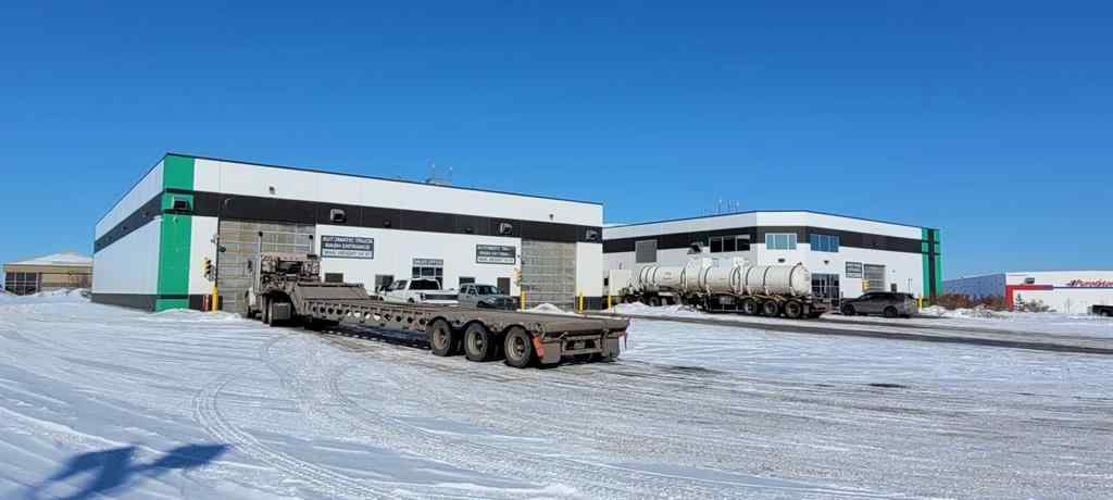 MLS® A2119229 - 126 Queens Drive  in Queens Business Park Red Deer, Commercial