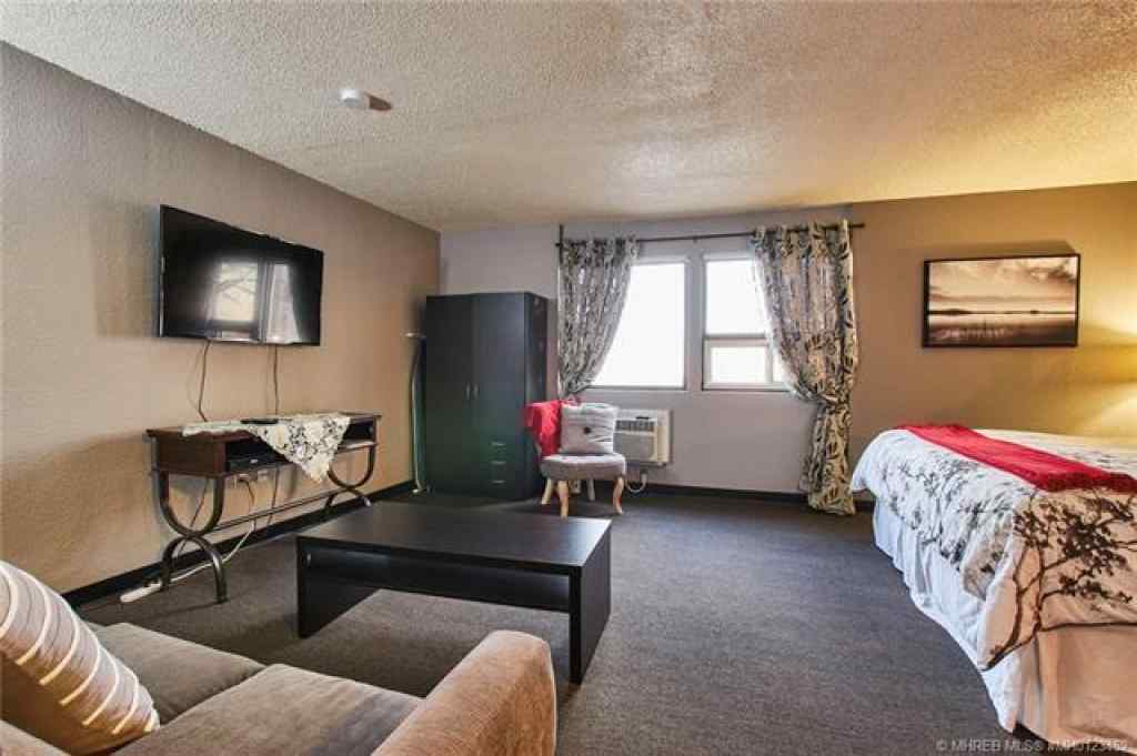 MLS® A2119409 - 913 19A Avenue  in NONE Coaldale, Commercial