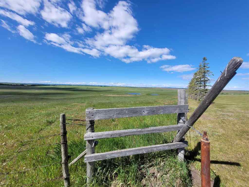 MLS® A2119496 - Unit #W-5,R-3,T-27,S-22, NW,SW W-5,R-3,T-27,S-22, SE Lochend Road NW in NONE Rural Rocky View County, Land