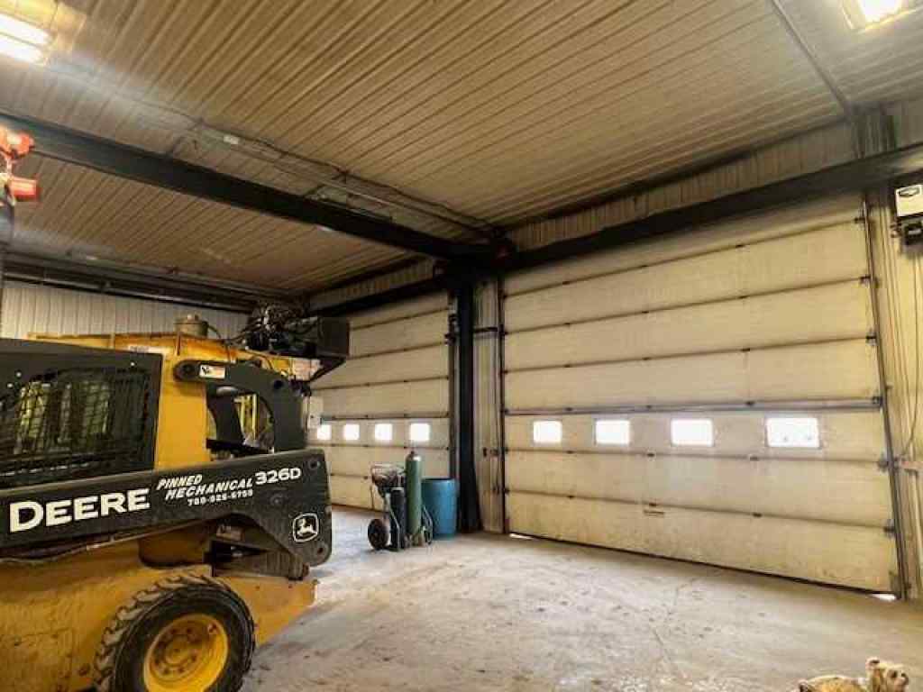 MLS® A2119721 - 11916 95 Street   in NONE High Level, Commercial