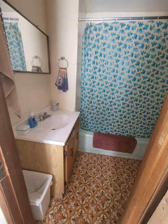 MLS® A2120204 - Unit #4400,4404,5012 44 Street   in NONE High Prairie, Residential